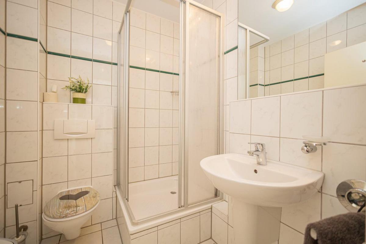 Studio 2 Im Eg Haus Stranddistel, Geschmackvoll Eingerichtete Ferienwohnung Fur 2 Personen In Zingst Extérieur photo